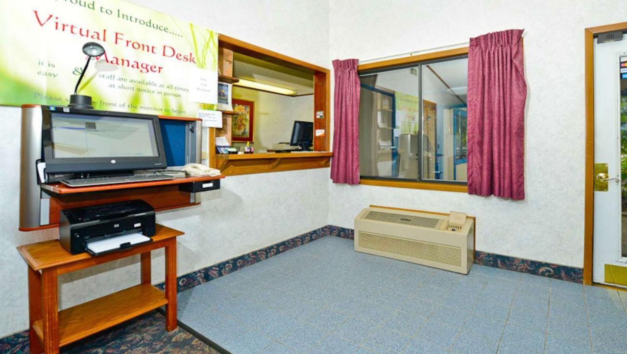 M Star Hotel Covington Luaran gambar