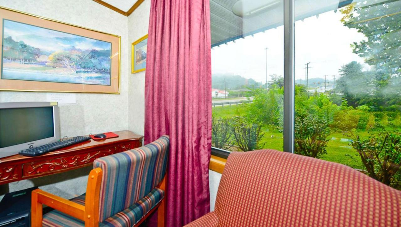 M Star Hotel Covington Luaran gambar