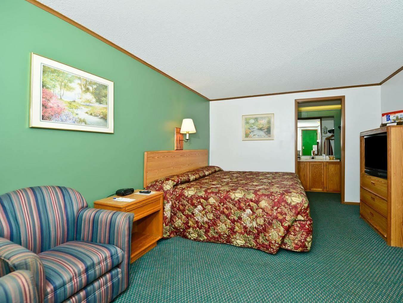 M Star Hotel Covington Luaran gambar